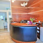 מלון Kurhaus Uhlenberg 4*