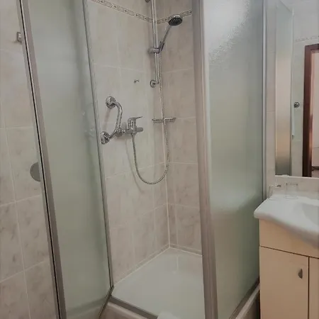 מלון Kurhaus Uhlenberg 4*